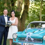 Hochzeitsauto beim Brautpaarshooting in Brandenburg vom Hochzeitsfotograf Malag