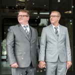 Auszug des Hochzeitspaares Standesamt Ahrensfelde Hochzeitsfotografin Malag
